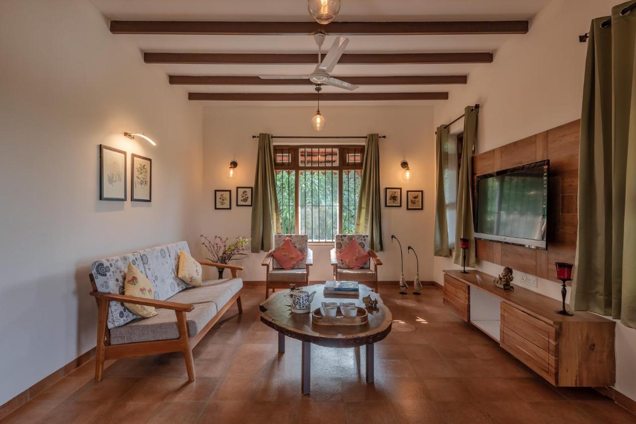 Saffronstays Niramay, Torna-Rajgad - Rustic Pool Villa With A Gazebo And Great Forest Views Marg Asni Esterno foto
